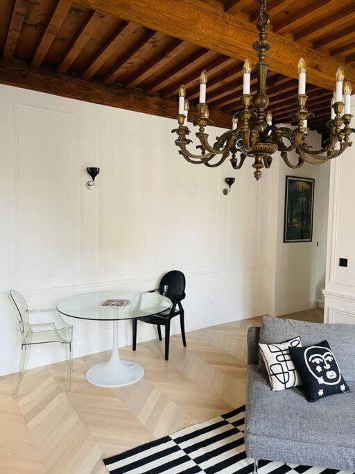 Le Grand Cerf By La Chambre A Cote Metz Exterior foto